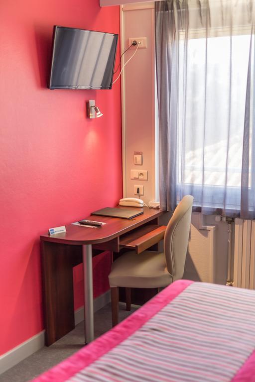 Le Pacifique Citotel Riom Buitenkant foto