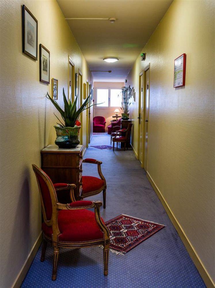 Le Pacifique Citotel Riom Buitenkant foto